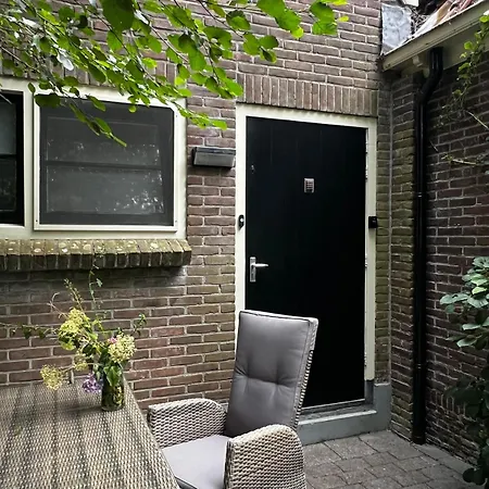 Guest In Thatched Westfrisian 1878 Zwaag